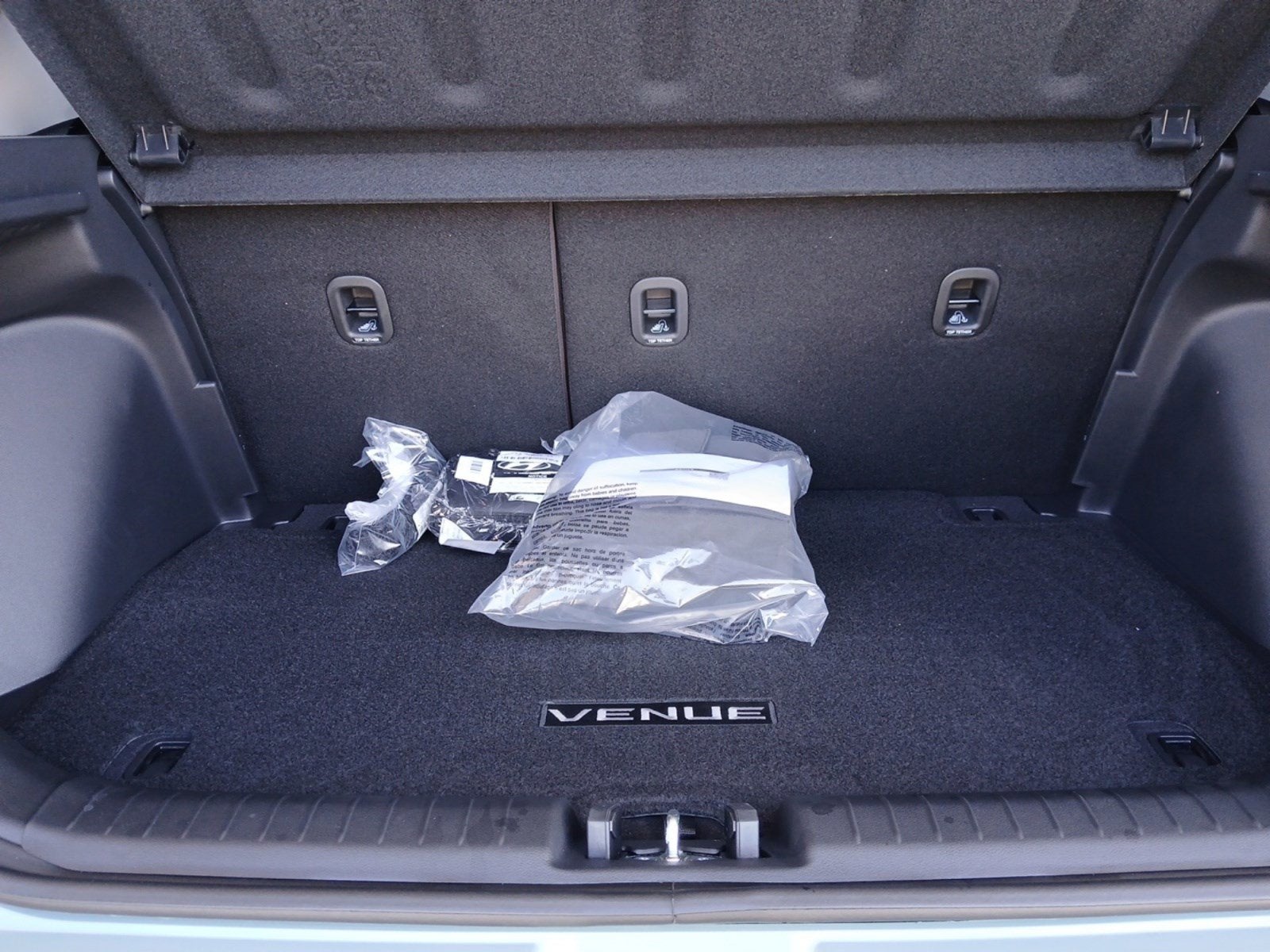 2026 Hyundai VENUE SE