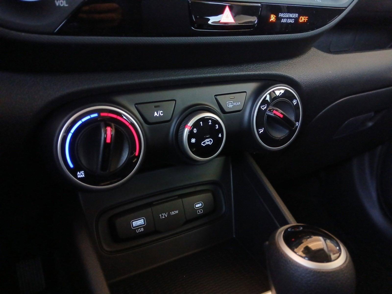 2026 Hyundai VENUE SE W/ REARVIEW CAMERA & DYNAMIC GUIDELINES