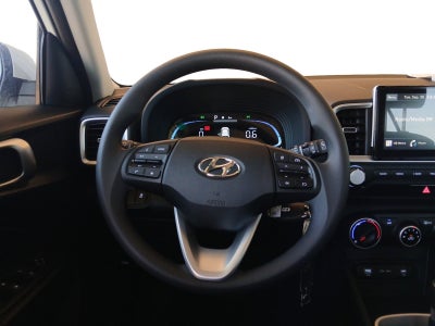 2025 Hyundai VENUE SE