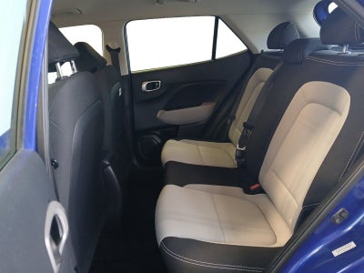 2021 Hyundai VENUE SEL