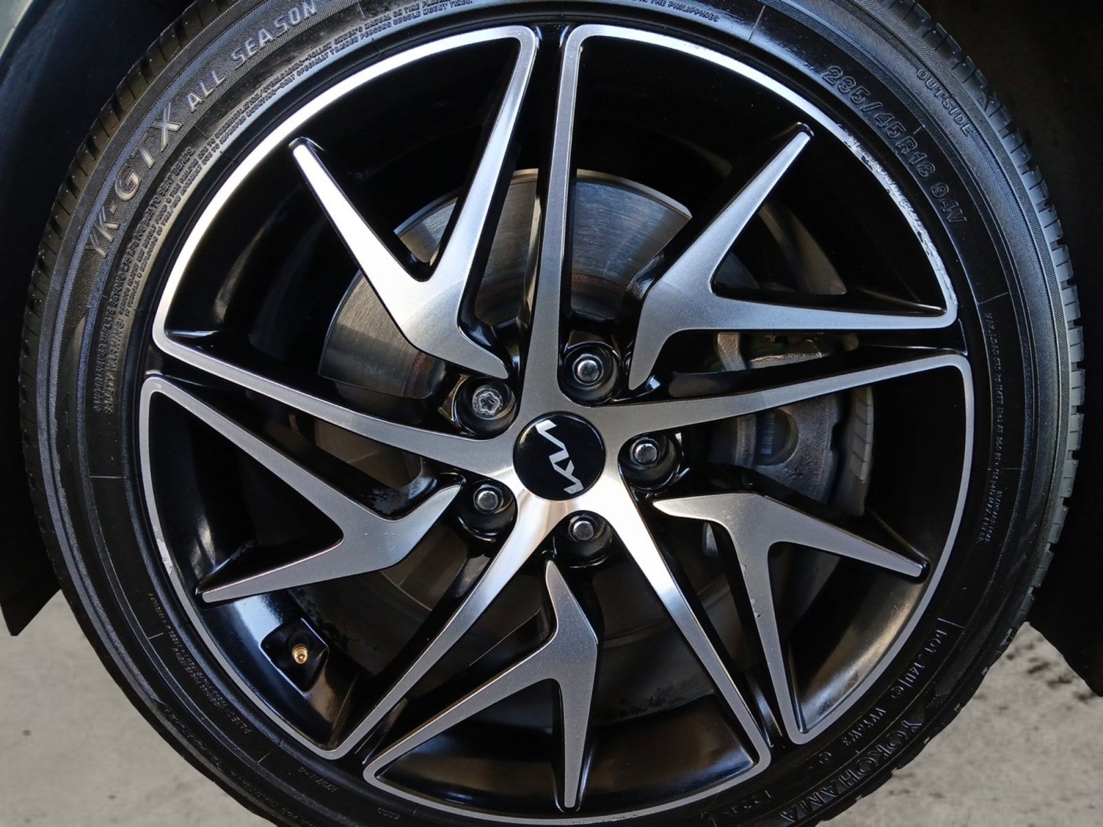 2023 Kia Stinger GT-Line