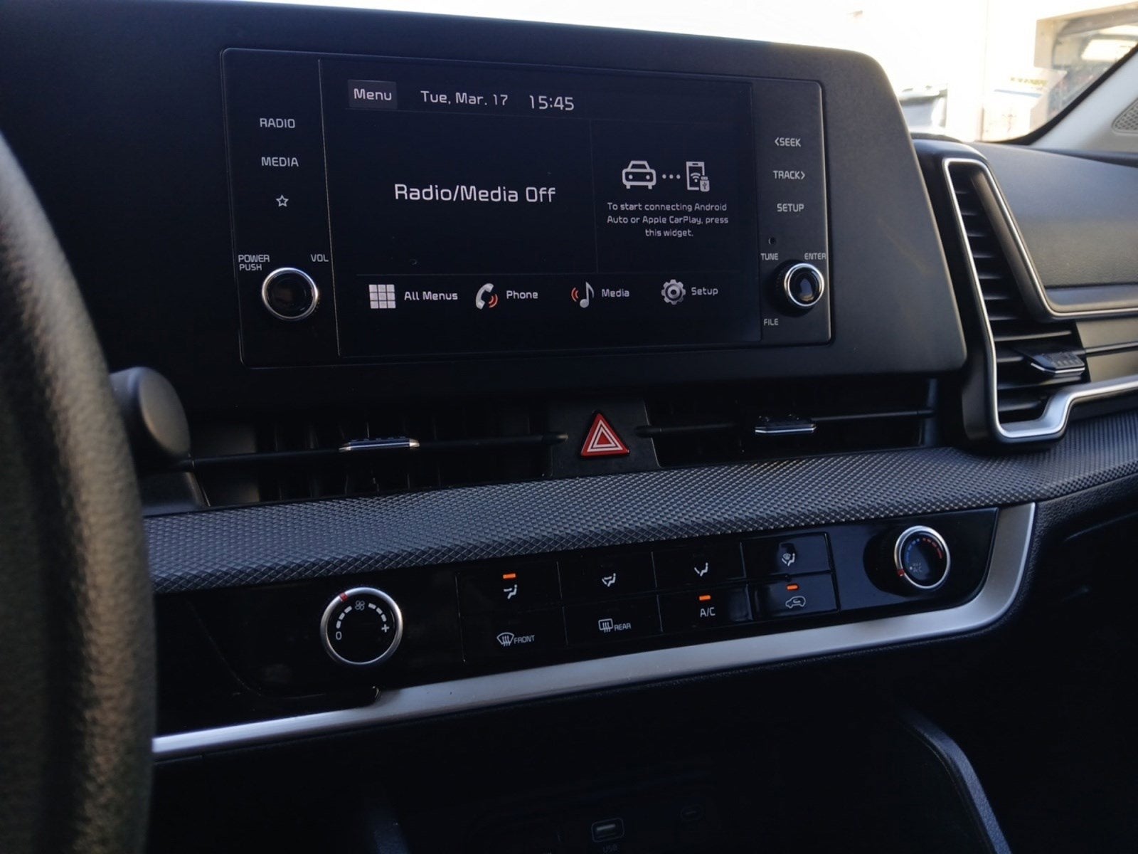 2024 Kia Sportage LX BACKUP CAMERA & HEATED SEATS