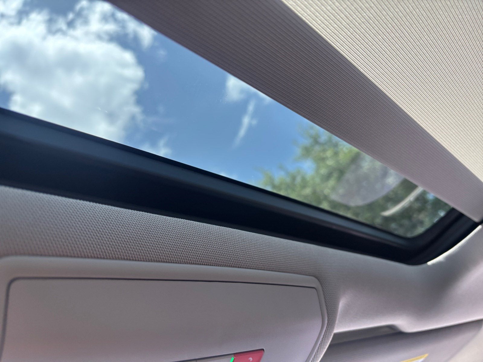 2023 Volkswagen Atlas 3.6L V6 SEL R-Line