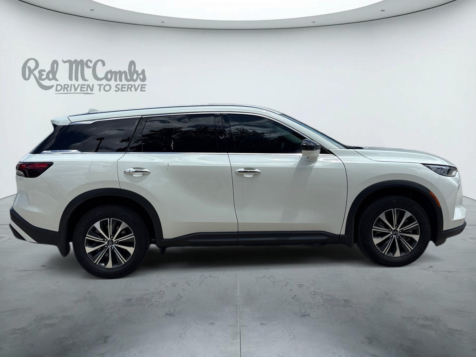 2025 INFINITI QX60 PURE