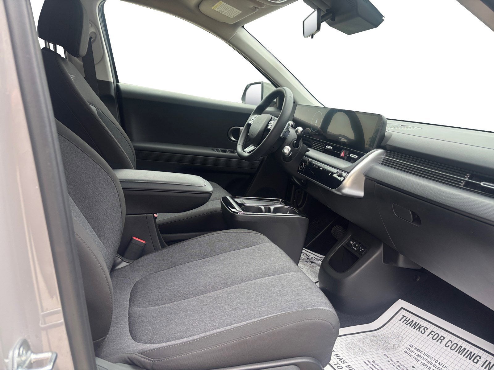 2025 Hyundai IONIQ 5 SE Standard Range