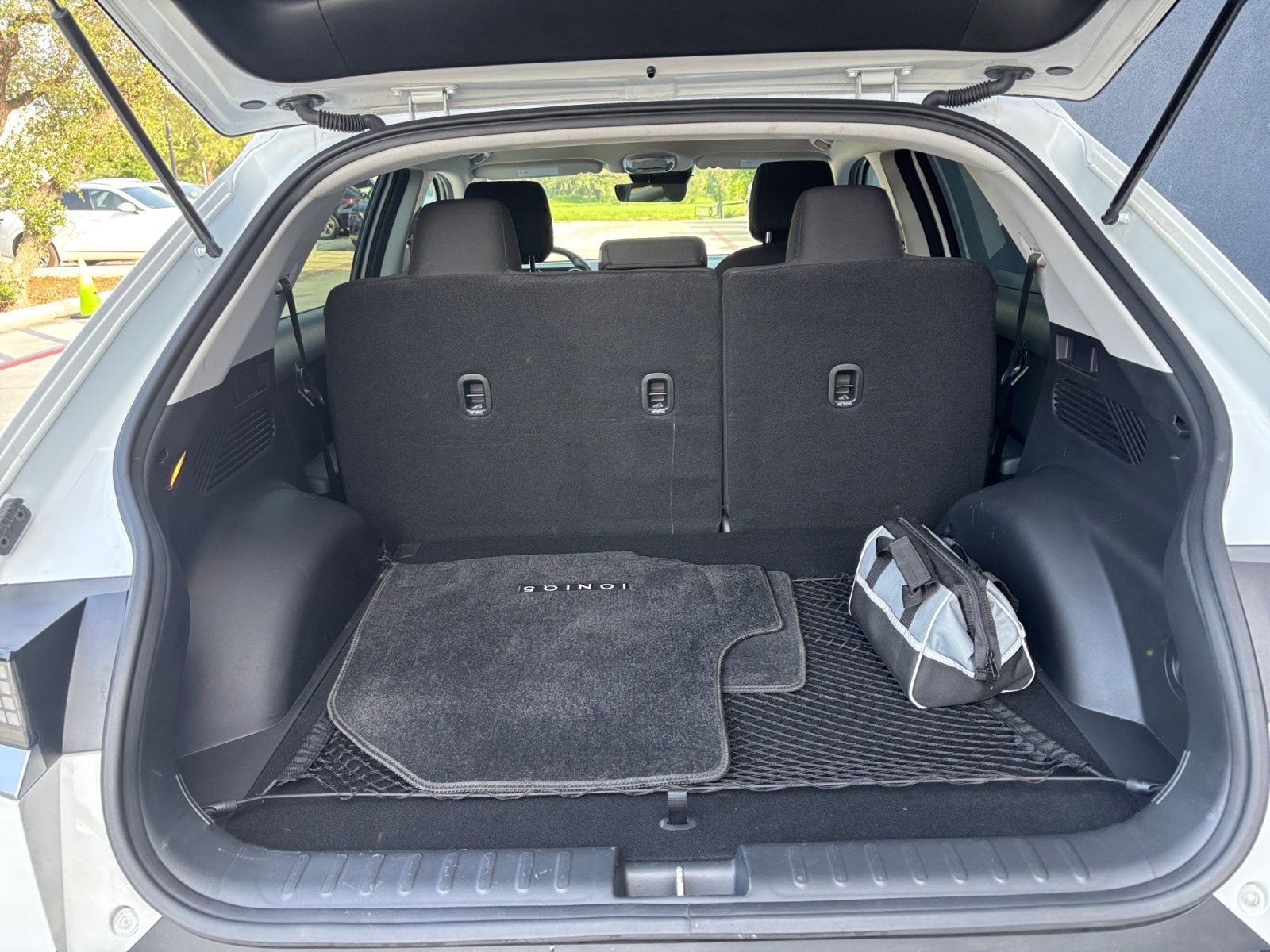 2024 Hyundai IONIQ 5 SE