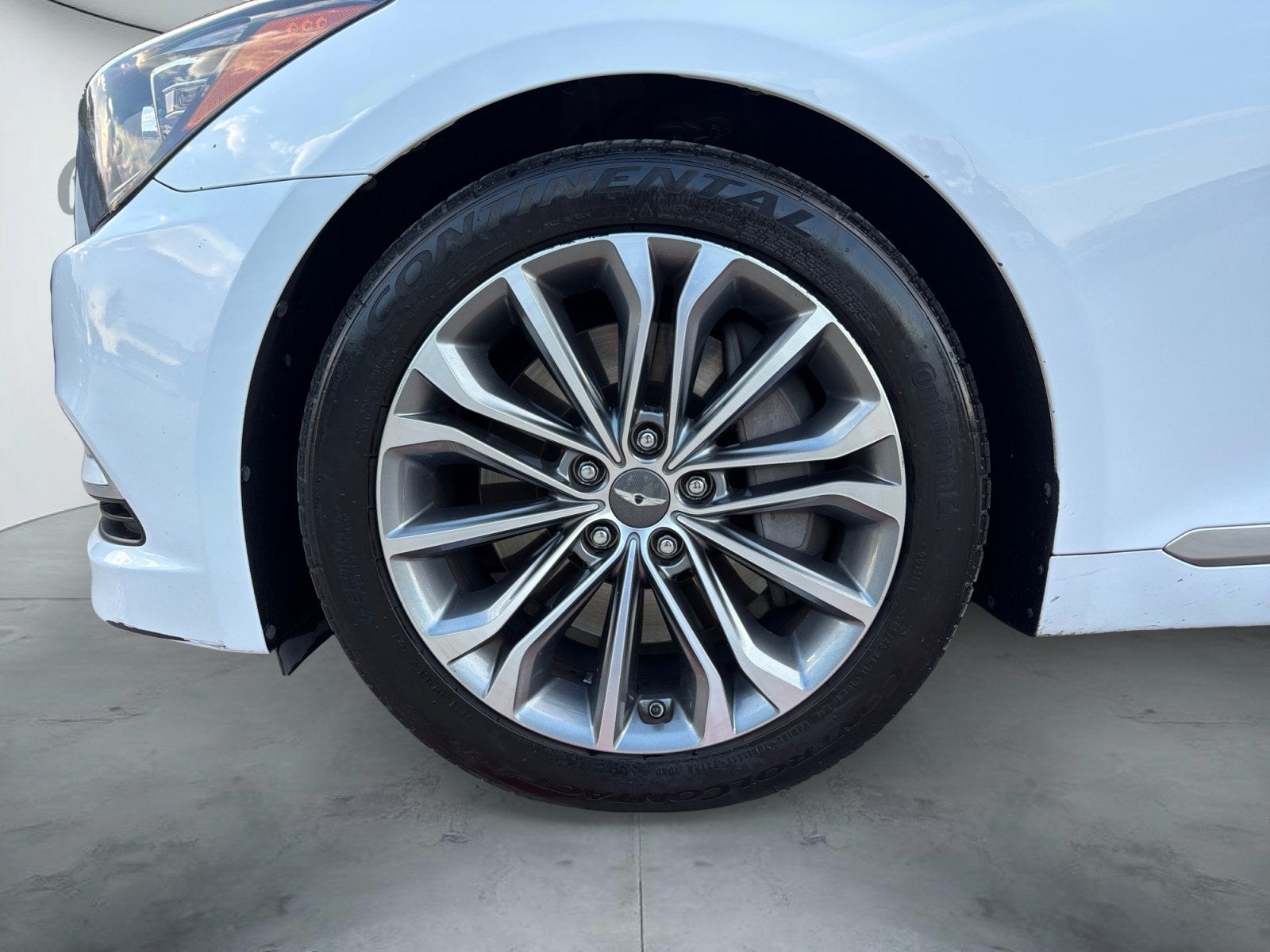 2016 Hyundai GENESIS 3.8