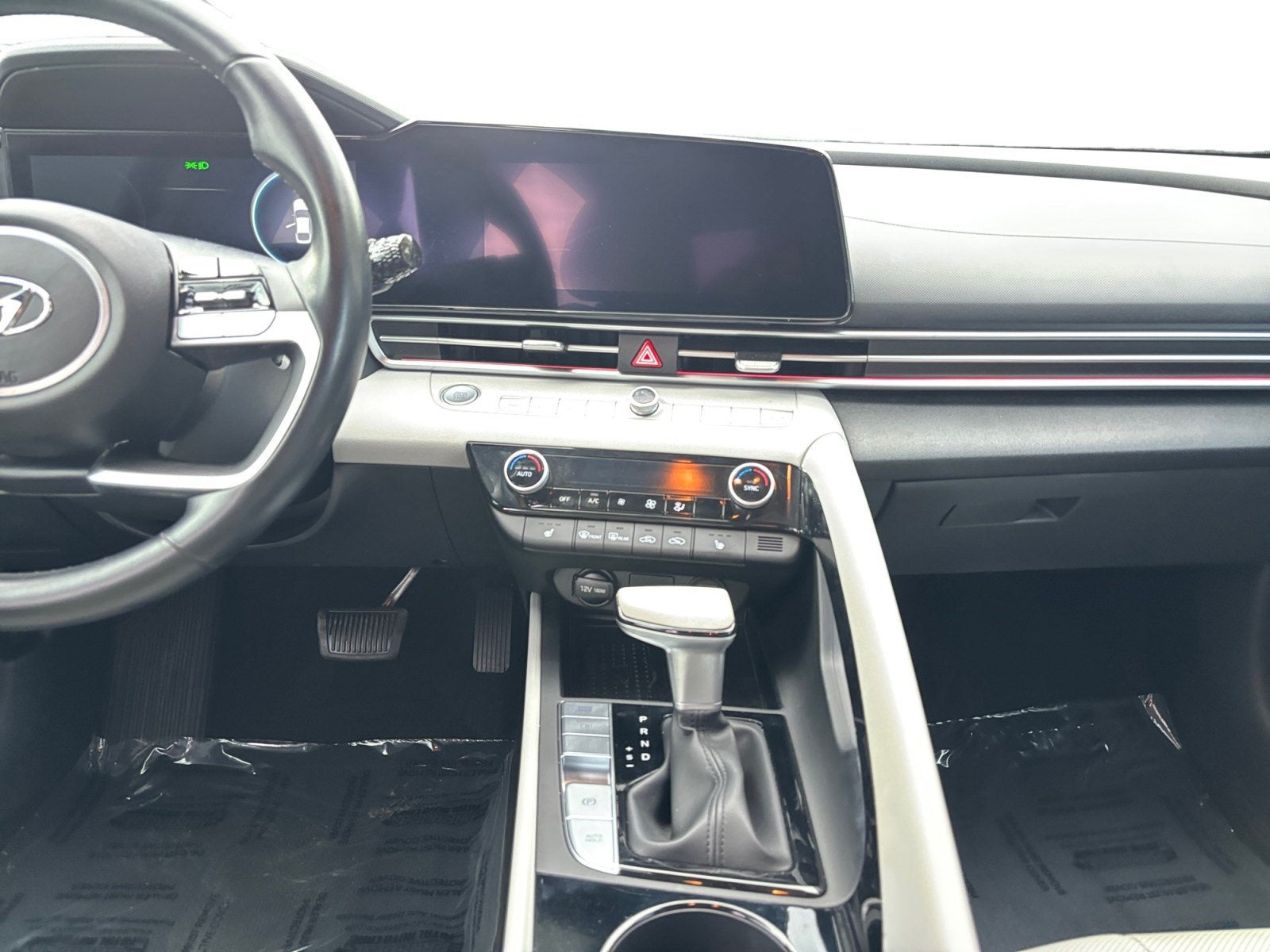 2021 Hyundai ELANTRA Limited