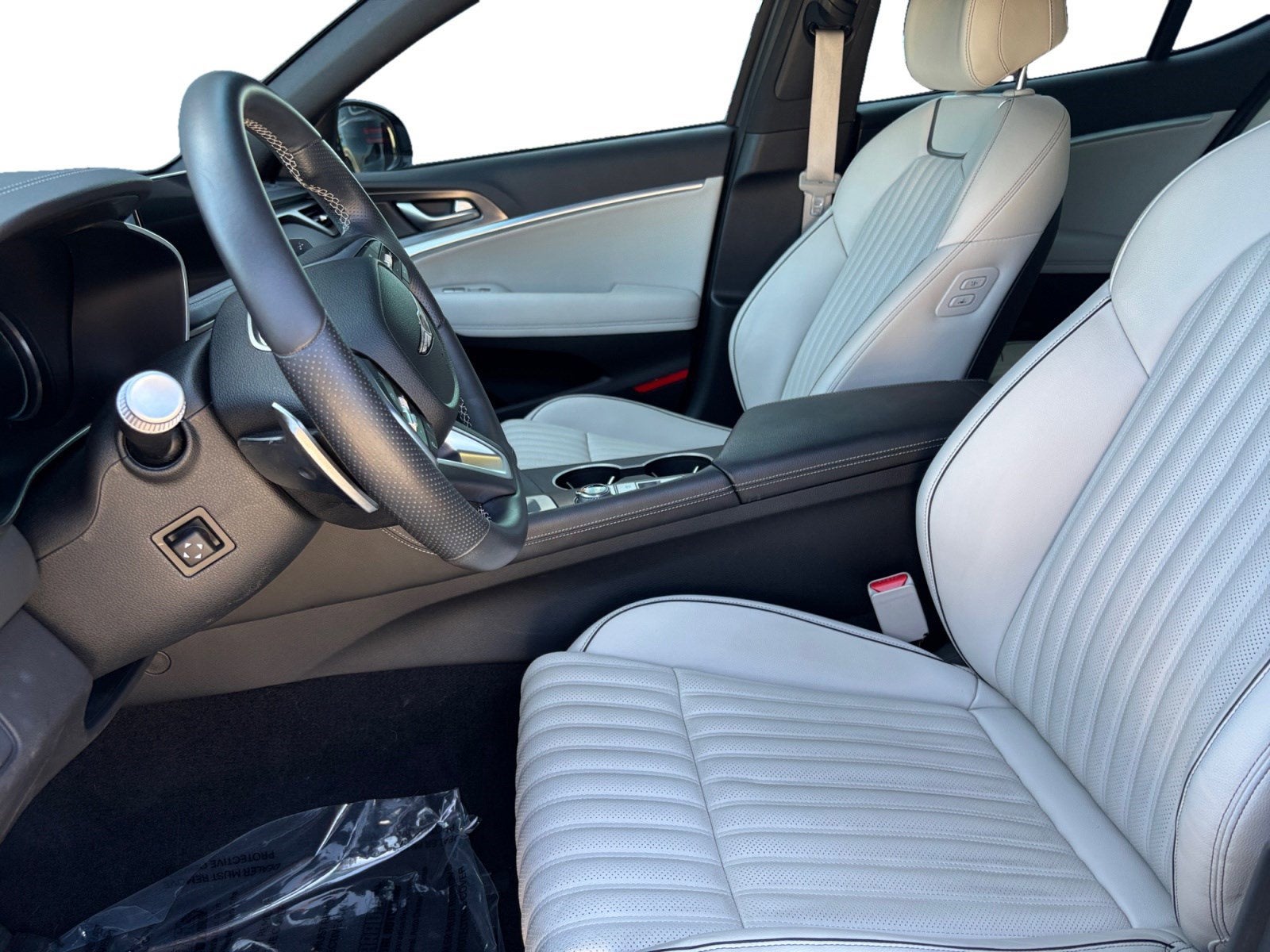 2024 Genesis G70 2.5T