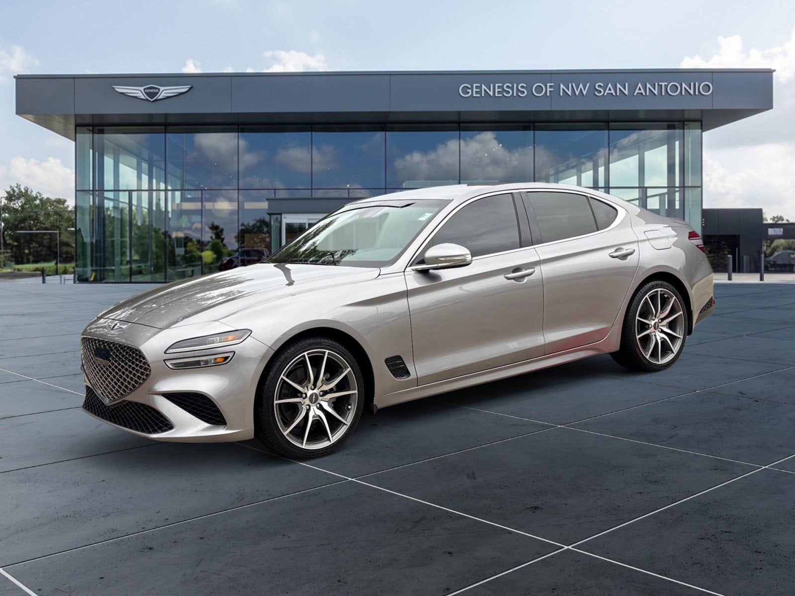 2023 Genesis G70 2.0T